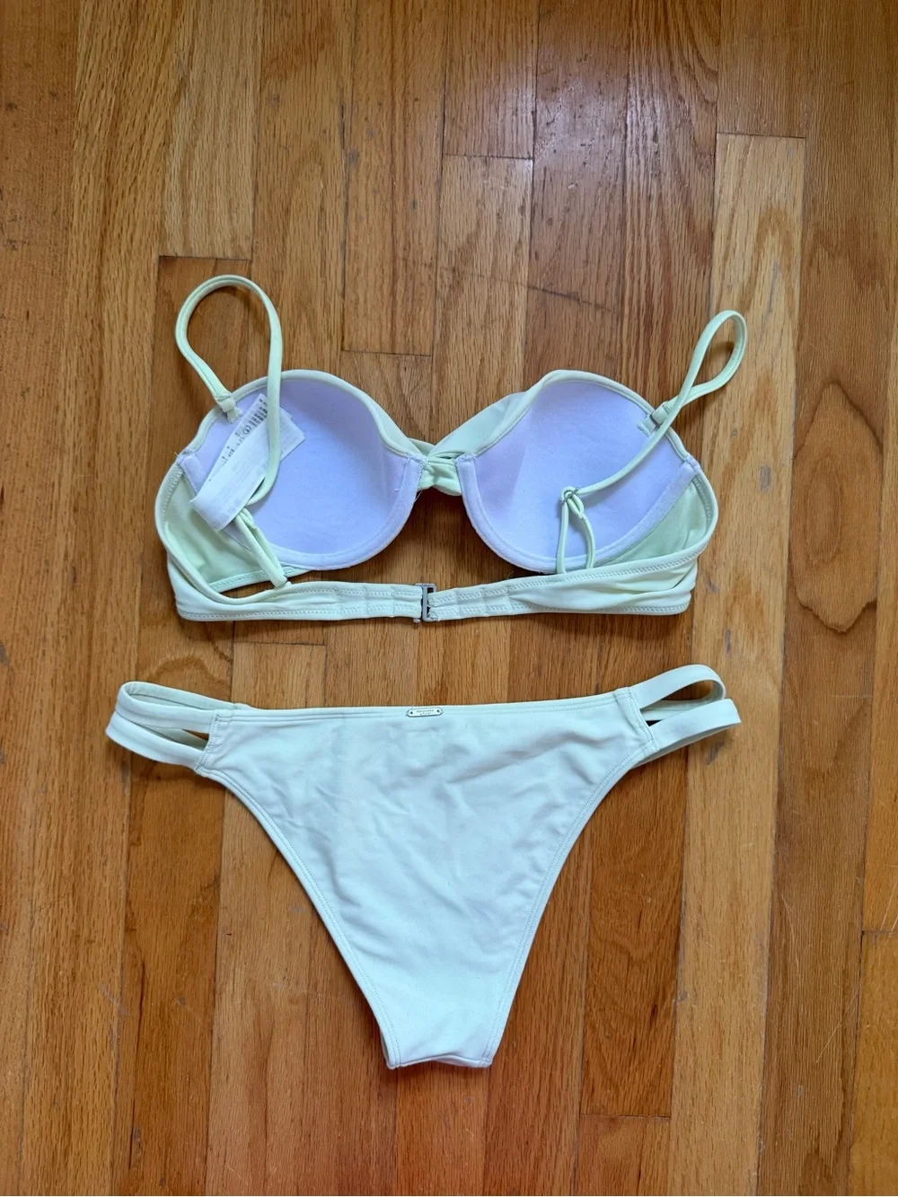 Abercrombie & Fitch Twist Front Bikini - Picture 3 of 5